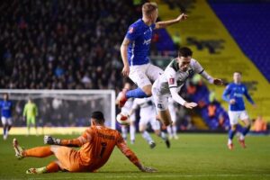 แทงบอล ให้ถูก